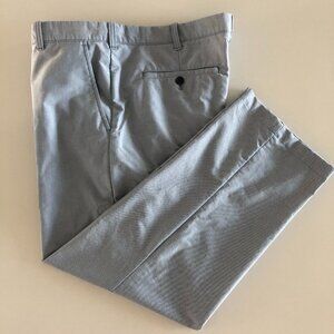 IZOD Golf Casual Activewear Straight Leg Flat Front Pants in Blue Size 40 x 29